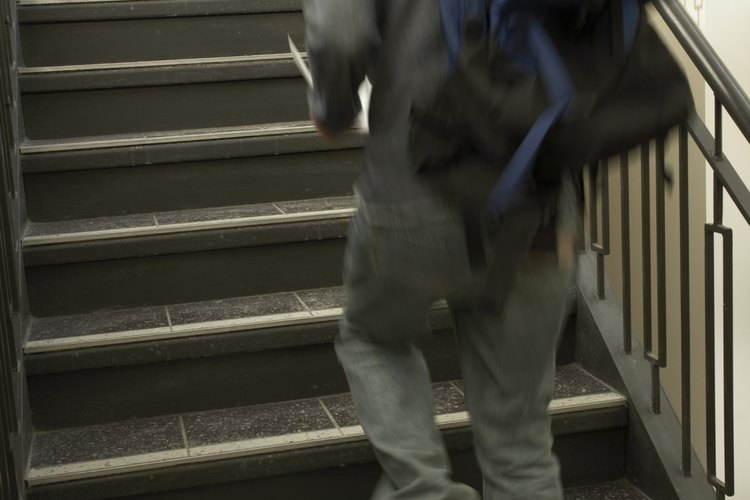 Subir las escaleras varias veces al día puede beneficiar a tu salud.