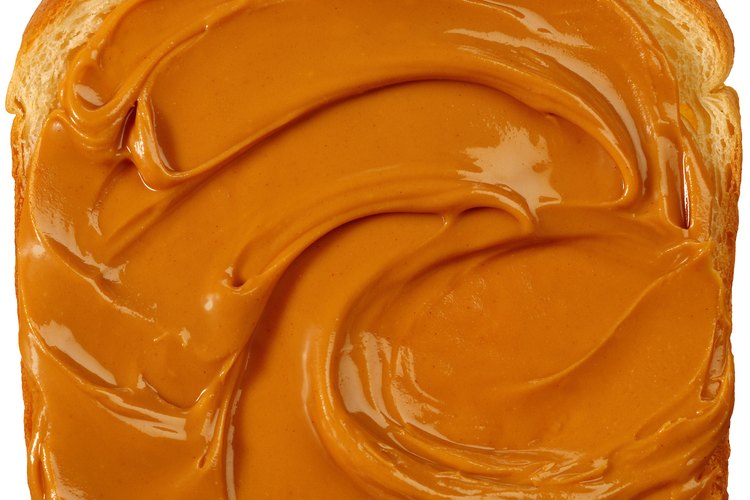La mantequilla de maní en el pan es universal, fácil y, ¡tan deliciosa!