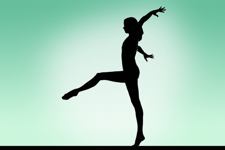 Aprender a equilibrar tu cuerpo es esencial para ser un buen gimnasta.