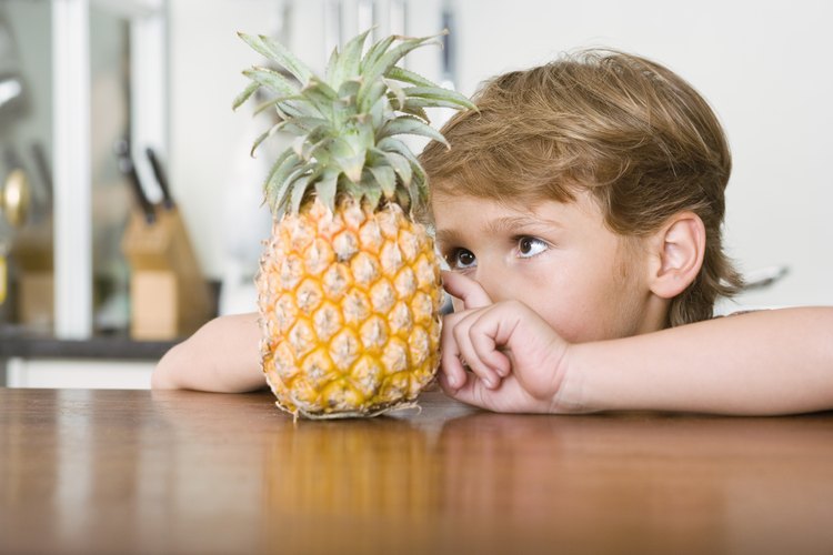 Existen más ventajas que desventajas en el consumo de piña.