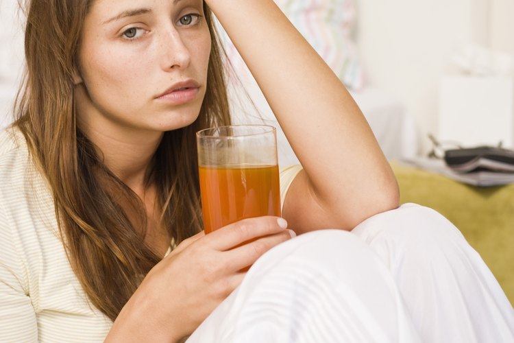 Las bebidas azucaradas frías pueden calmar sensaciones de nauseas.