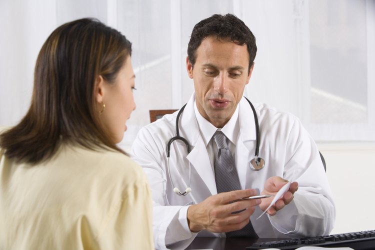 Si tienes dificultad para ceñirte a tu plan de dieta, discute la necesidad potencial de tomar suplementos con tu médico o dietista.