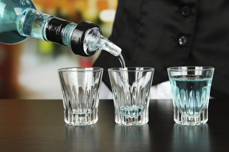 El alcohol aumenta la actividad del SNS.