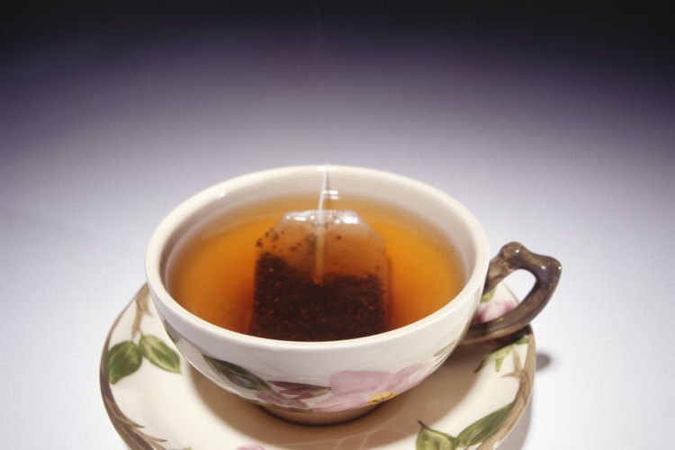 El té negro contiene compuestos que pueden causar malestar estomacal en algunas personas.