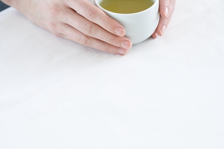 Investigaciones acerca de la composición química de las hojas de té han revelado que existe una variedad de beneficios para la salud al tomar té verde.