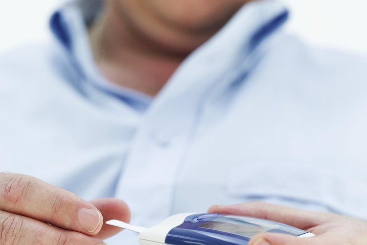 Controlar los niveles de glucosa en sangre puede ayudar a prevenir la aparición de complicaciones médicas relacionadas con la diabetes.