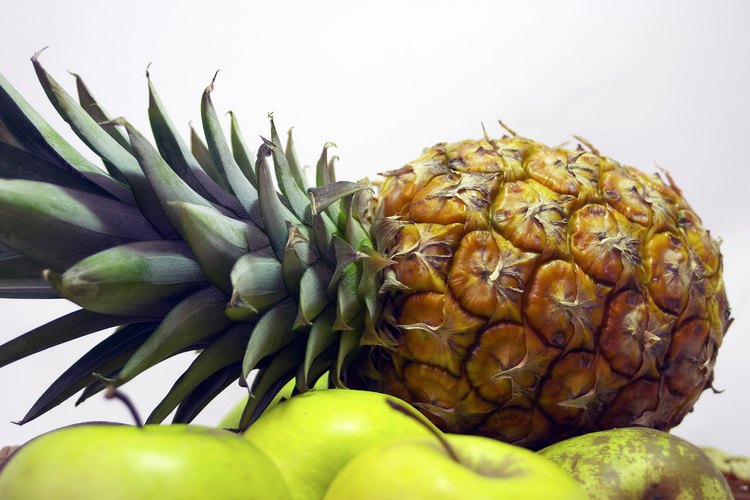 La bromelina extraída de la piña puede causar efectos secundarios indeseados.