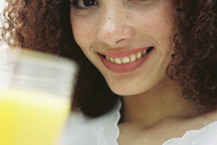 Bebe abundante agua y jugos.