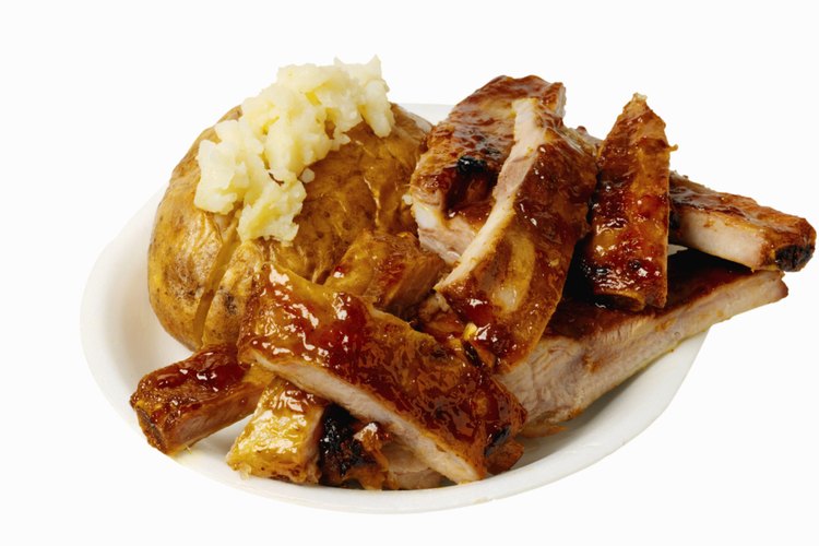 Recalentar apropiadamente evitará que las costillas se sequen.