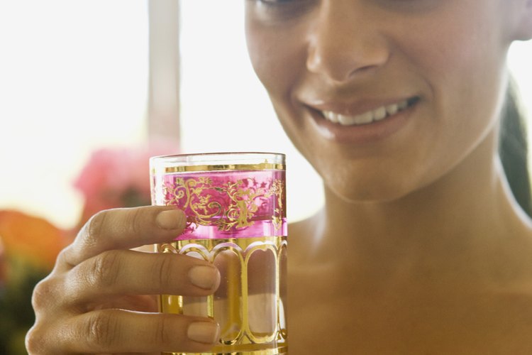 Considera la adición de cada vez menos azúcar al té con el tiempo.