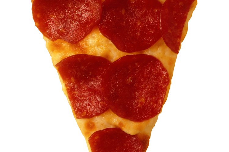 Sin cuajo sería imposible tener el queso que es tan vital para muchos de los platos más populares del mundo, como la quiché, tortilla de queso, fondue de queso, panecillos con crema de queso y pizza.