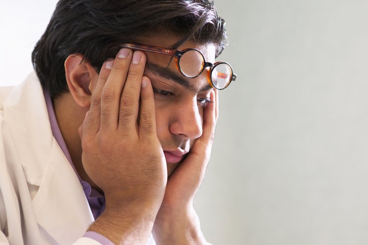 La fatiga constante con reflujo ácido puede ser un síntoma de sueño interrumpido.