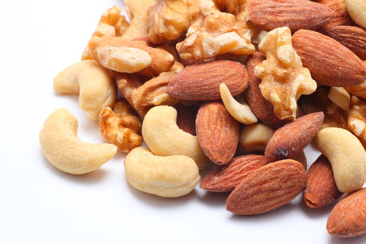 Las nueces contienen mucho zinc.