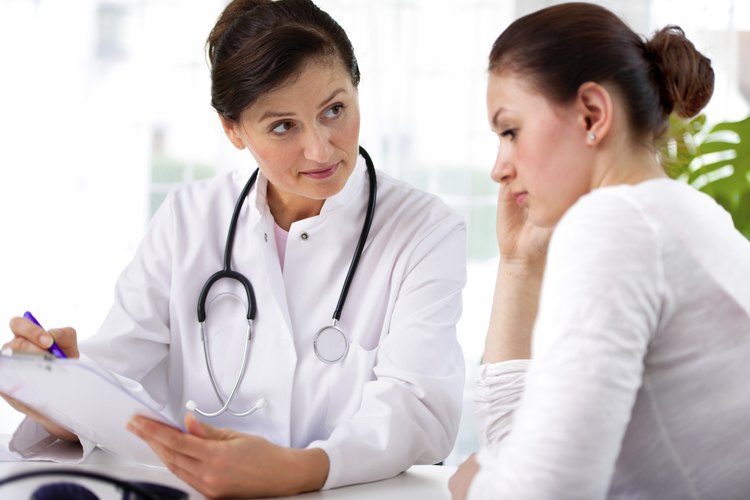 Consulta a tu médico si la eliminación de azúcar no te ayuda a resolver tus problemas.