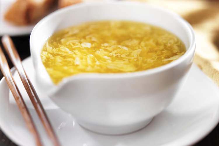 Sopa de huevo.