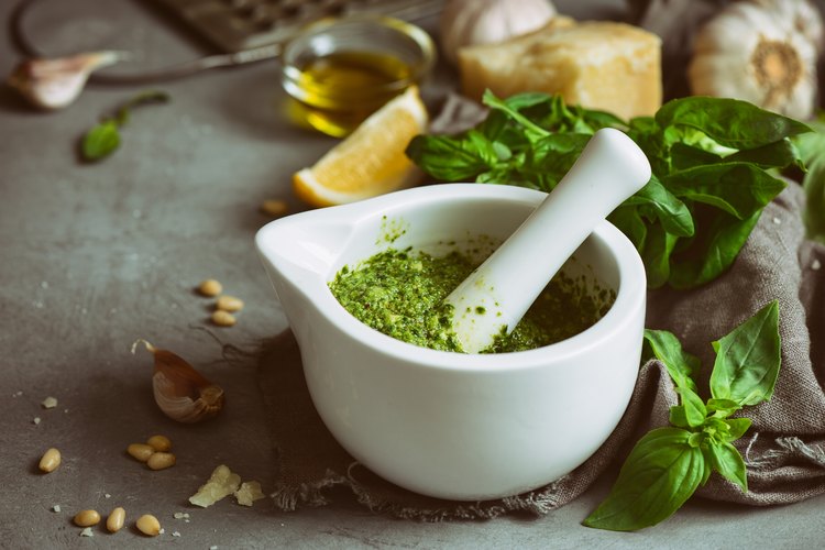 how-to-substitute-basil-in-pesto-leaftv