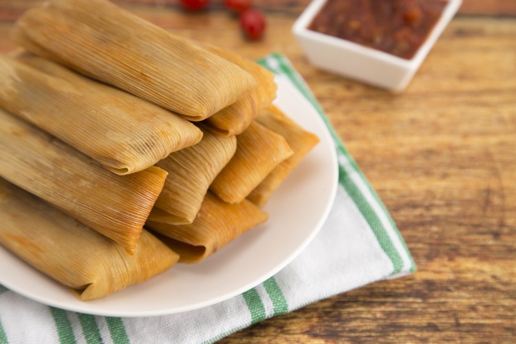 How to Steam a Tamale Without a Steamer Basket LEAFtv