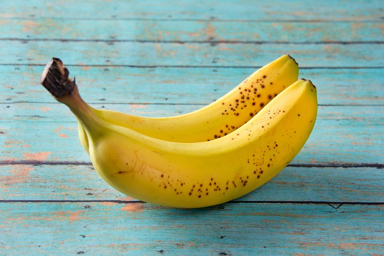 Why Do Bananas Turn Brown? | LEAFtv