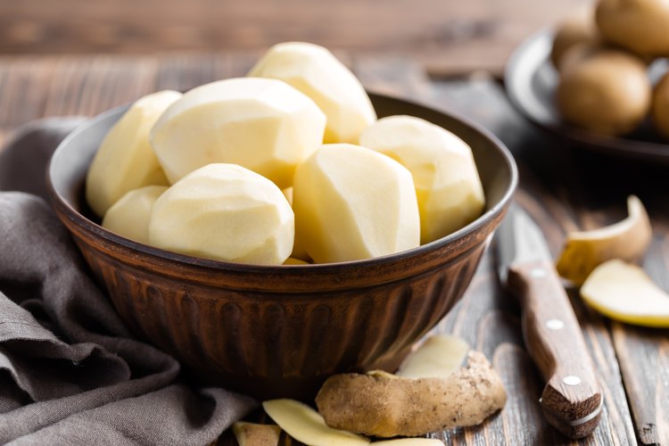 How to Use Raw Potato for Scars | LEAFtv