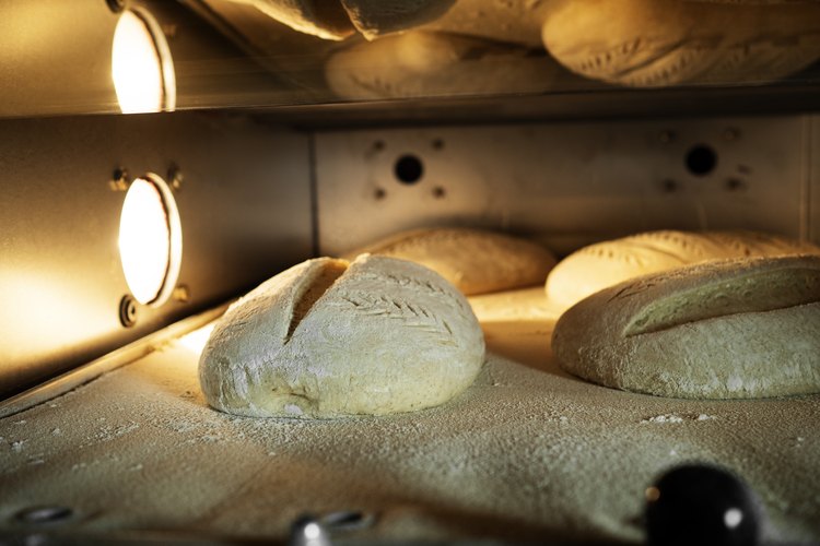 How to Bake Bread Using a Toaster Oven LEAFtv