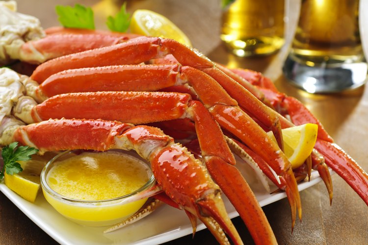 how-to-eat-crab-legs-without-a-cracker-leaftv