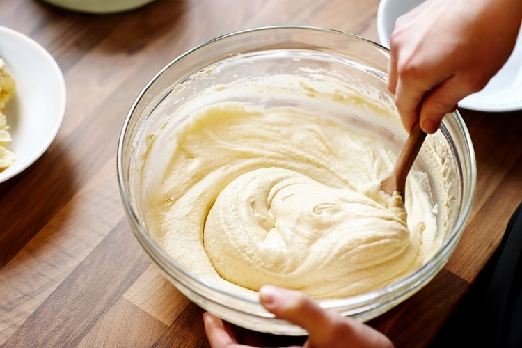 How to use white cake mix for yellow leaftv