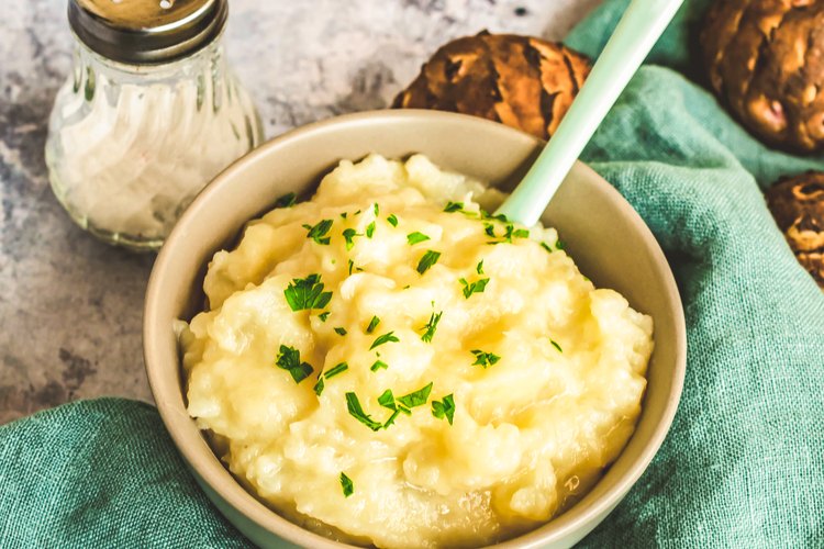 How to Reheat Mashed Potatoes in the Microwave | LEAFtv