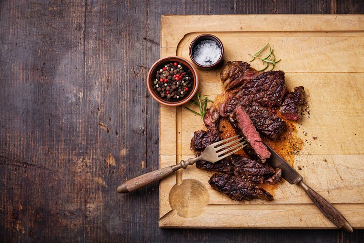 Broiling steaks in a gas clearance oven