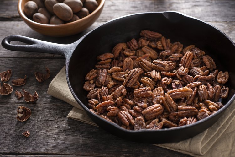 How to Roast Pecans in the Shell LEAFtv