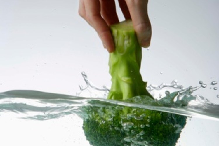 ¿Aparecen moretones con facilidad? Comer brócoli puede ayudar.