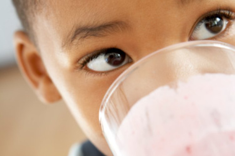 Los batidos son alimentos nutritivos que puedes tomar después de una cirugía oral.