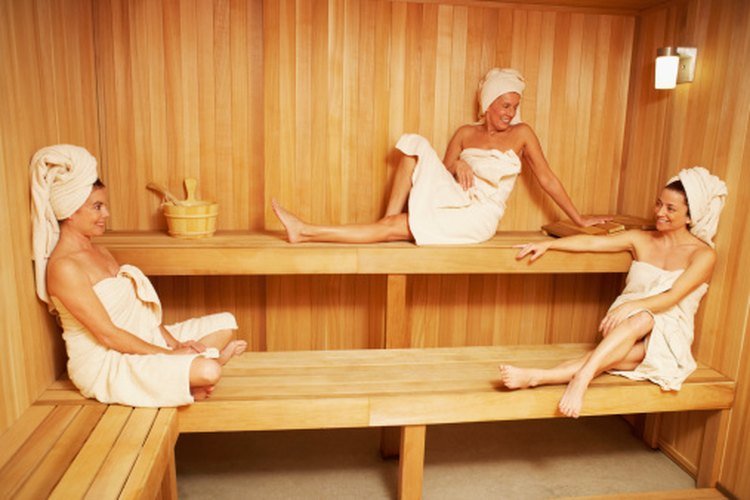 Un sauna de calor seco puede producir algo de pérdida de peso pero de manera temporal.