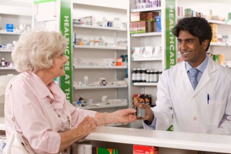 Guarda tus medicamentos en un lugar seco para evitar que la croscarmelosa sódica absorba humedad antes de tiempo.