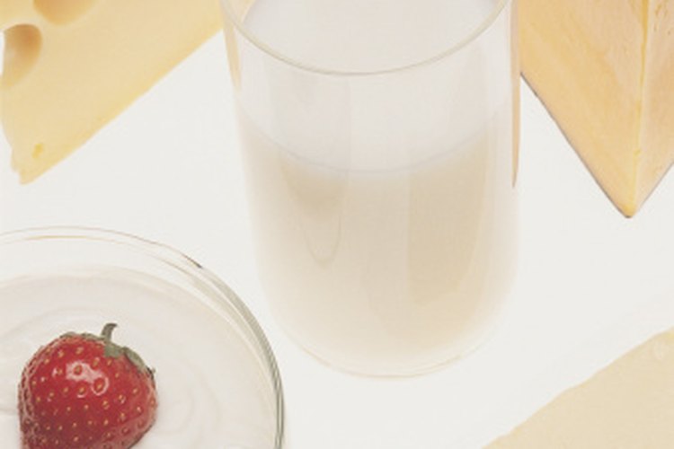 Substituye la crema agria con yogur para la repostería.