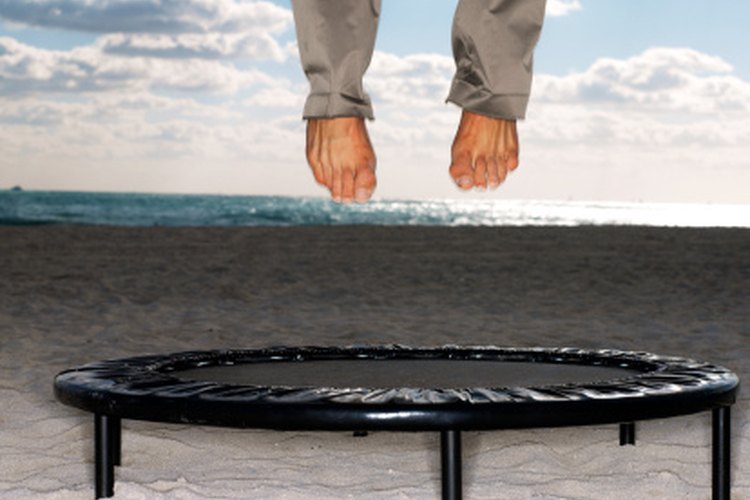 Pierde peso y diviértete saltando en un trampolín.