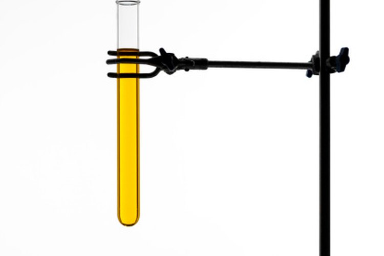 Un resultado color amarillo en una prueba con azul de bromotimol indica que el líquido analizado es ácido.