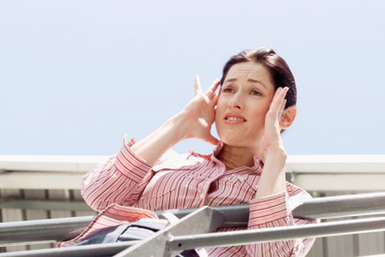 Los mareos pueden ser causados por la menopausia, problemas al respirar y ansiedad.