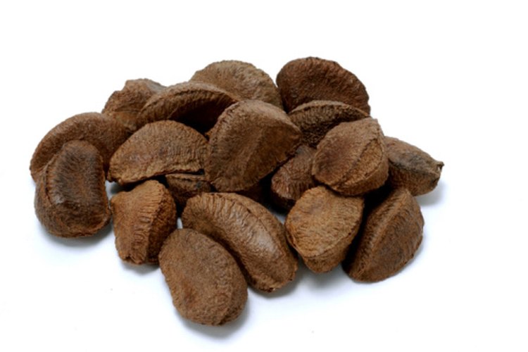 Las nueces de Brasil son ricas en selenio, el cual ayuda en la función de la tiroides.