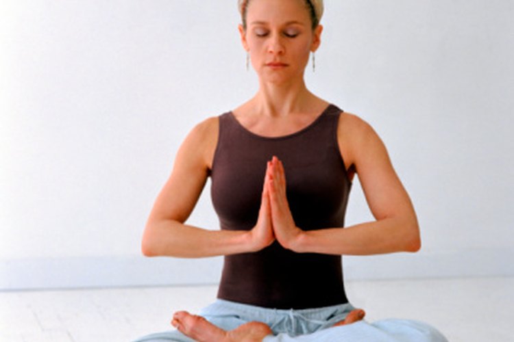 La práctica diaria de yoga puede ayudarte a manejar muchas condiciones.