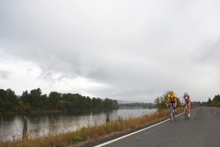 Aunque no es lo ideal, el calzado para MTB se puede usar en una bici de carretera.