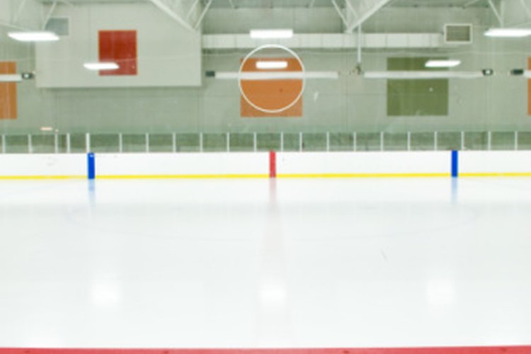Un partido de hockey toma más de 60 minutos en terminarse.