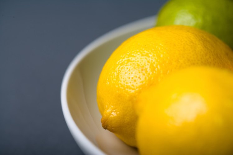 Necesitarás el jugo de uno o dos limones.