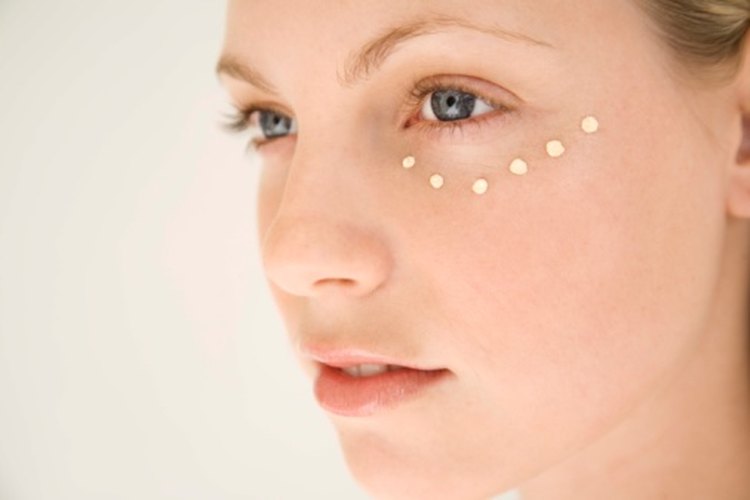 Disminuye las ojeras para verte más joven y saludable.
