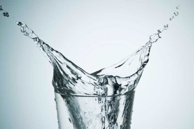 El agua es el elemento más importante para la salud humana.