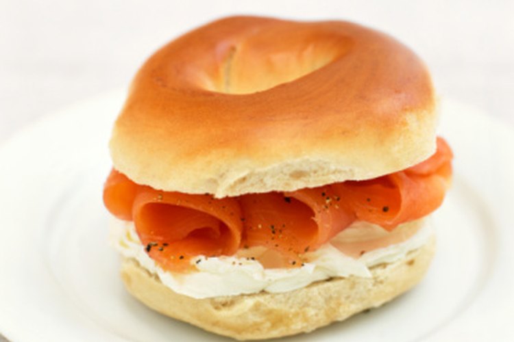 Comer salmón ahumado puede aumentar tus riesgos de salud.