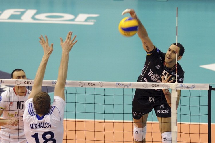 Нова сайт волейбол. Тренер из и the Spike Volleyball Champion.