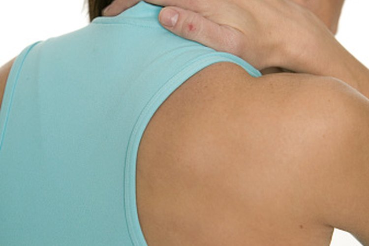 Los nudos musculares en los trapecios pueden causar dolor de cuello y hombros.