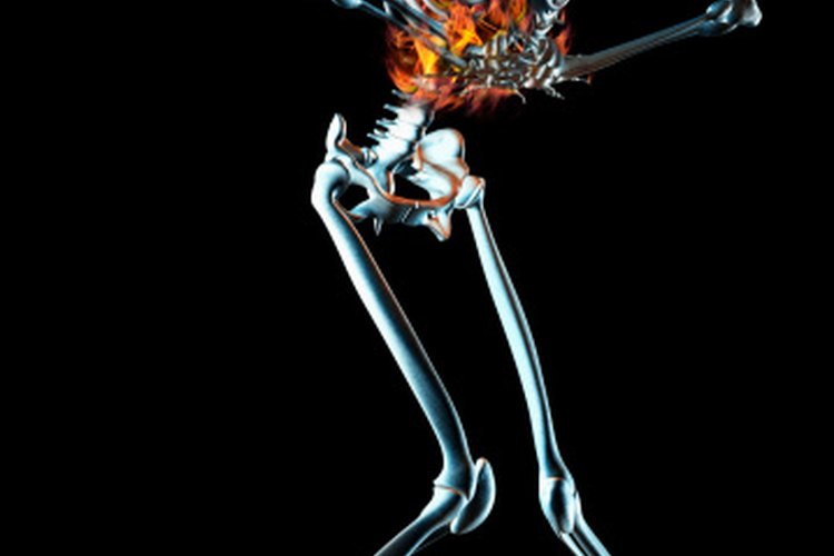 El sedimento de orina puede causar problemas tales como dolor abdominal.