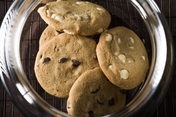 Las nueces de macadamia se utilizan para mejorar el sabor y la textura de las galletas horneadas.