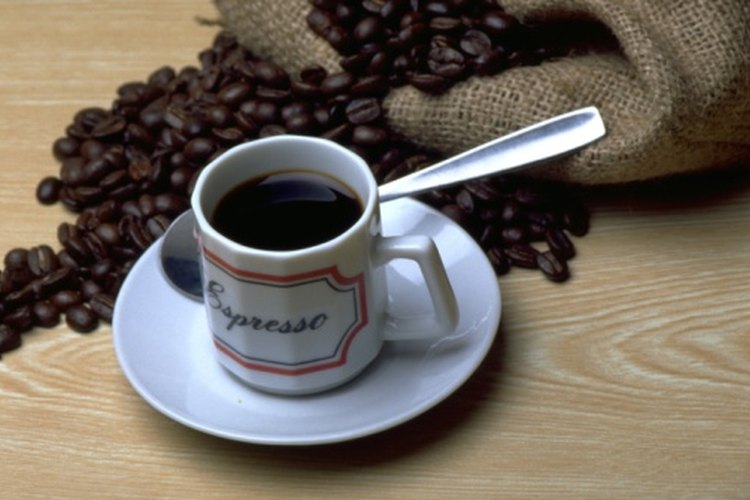 El café puede estimular al metabolismo pero no garantiza la pérdida de peso.